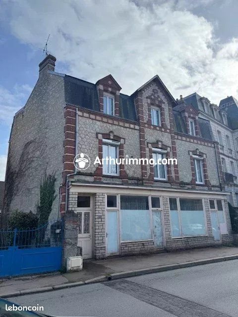 Maison à vendre, 214m², Bagnoles-de-l'Orne