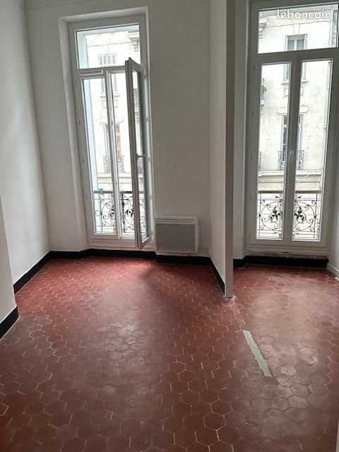 Appartement à louer, 46m², Marseille 5ème