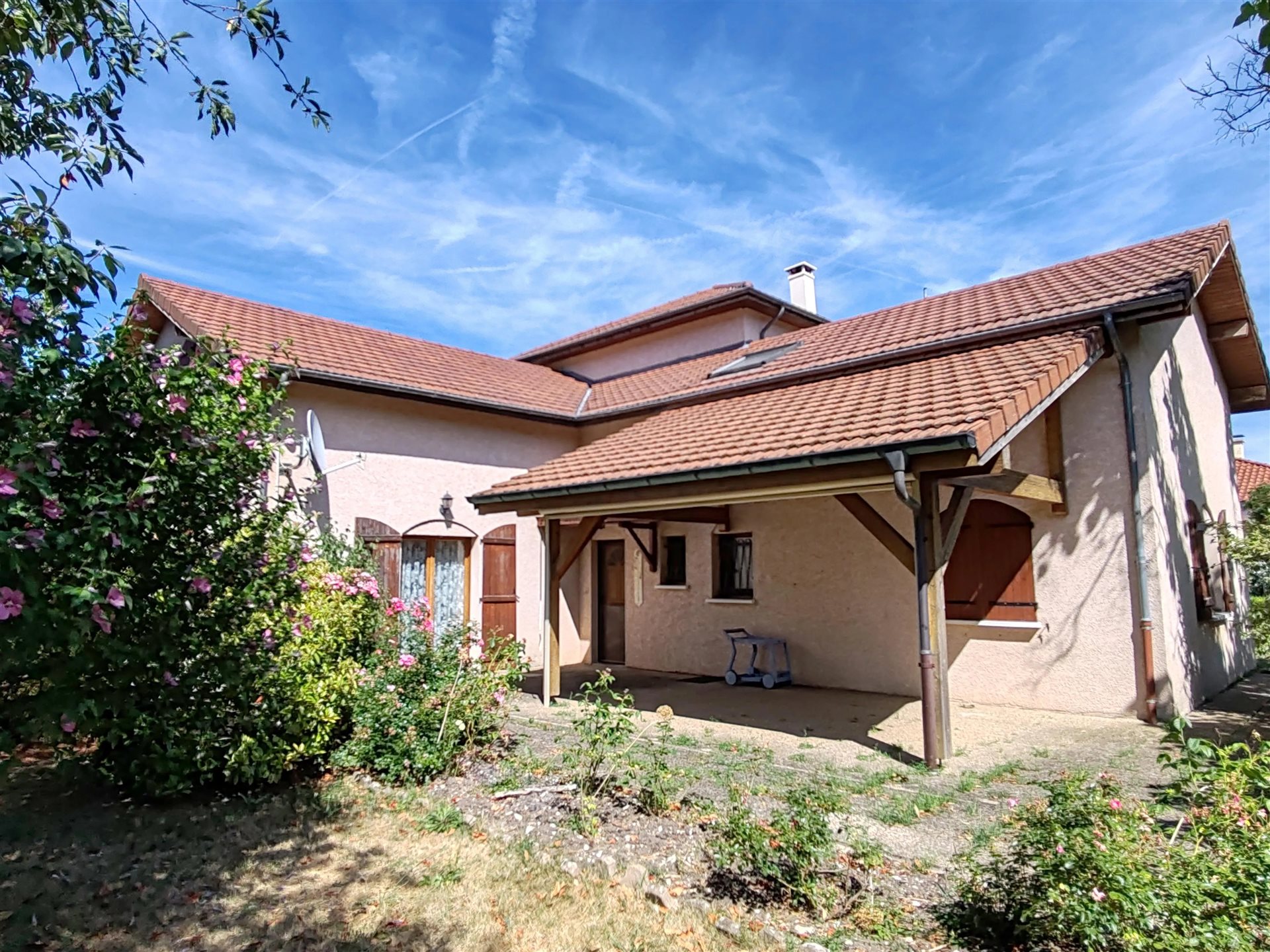 Maison à vendre, 223m², Saint-Genis-Pouilly
