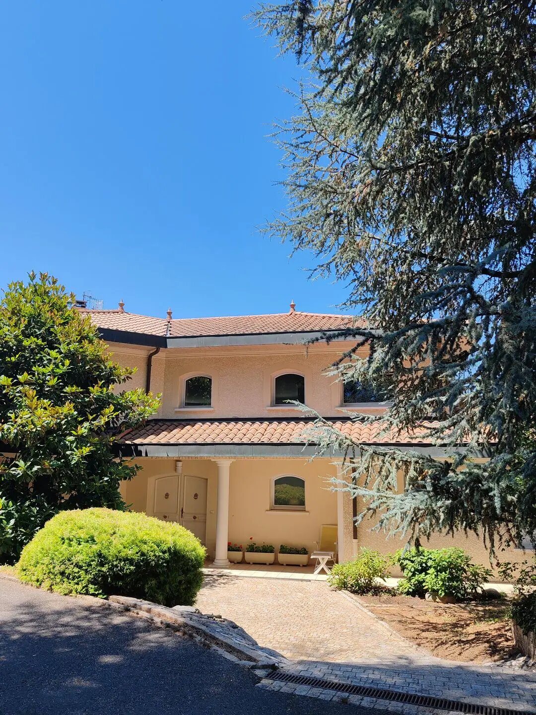 Maison à vendre, 300m², Nernier