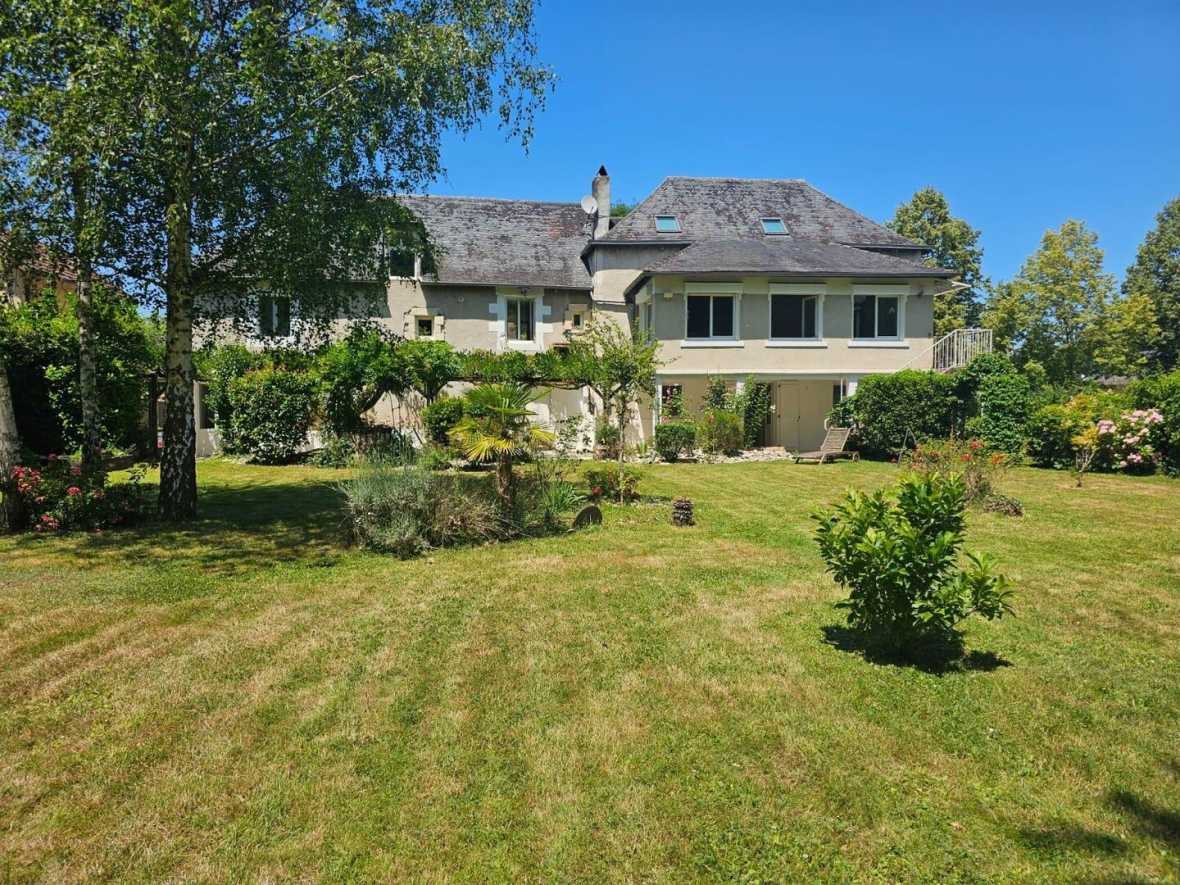 Maison à vendre, 256m², Terrasson-Lavilledieu