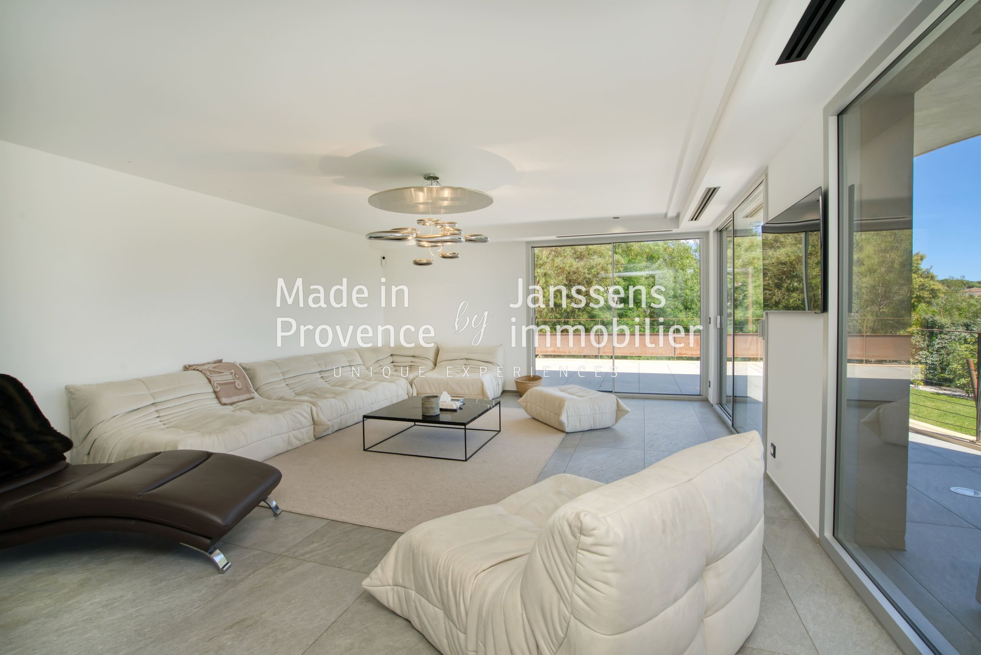 Maison à louer, 270m², Grimaud