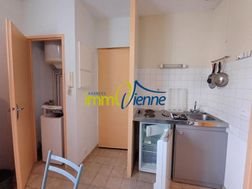 Appartement à louer, 22m², Lussac-les-Châteaux