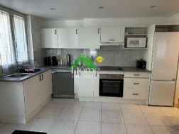 Advert pic 0