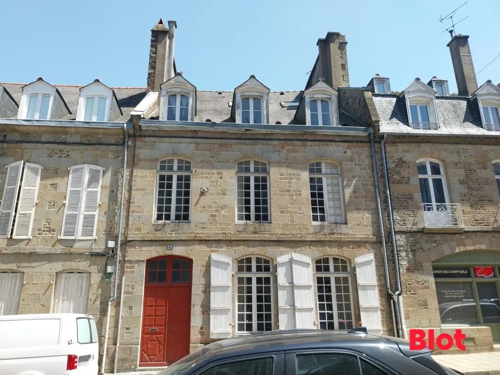 Appartement à vendre, 406m², Fougères