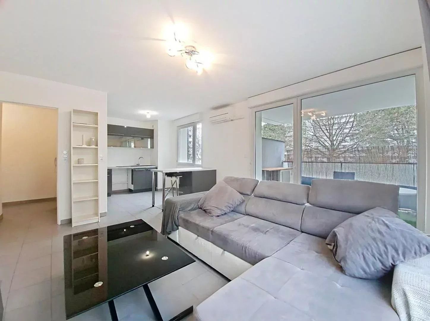 Appartement à vendre, 49m², Vénissieux