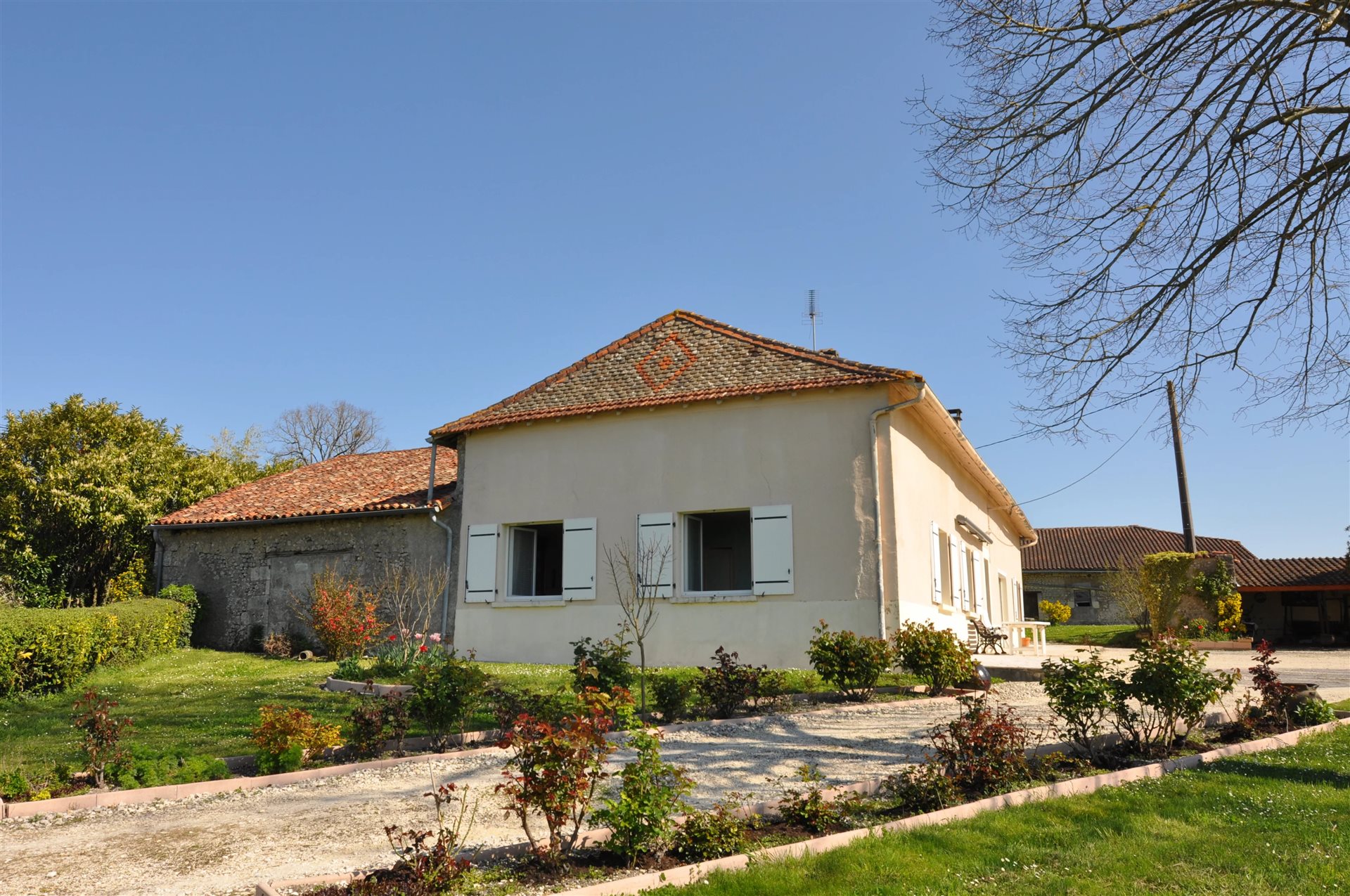 Maison à vendre, 120m², Aubeterre-sur-Dronne
