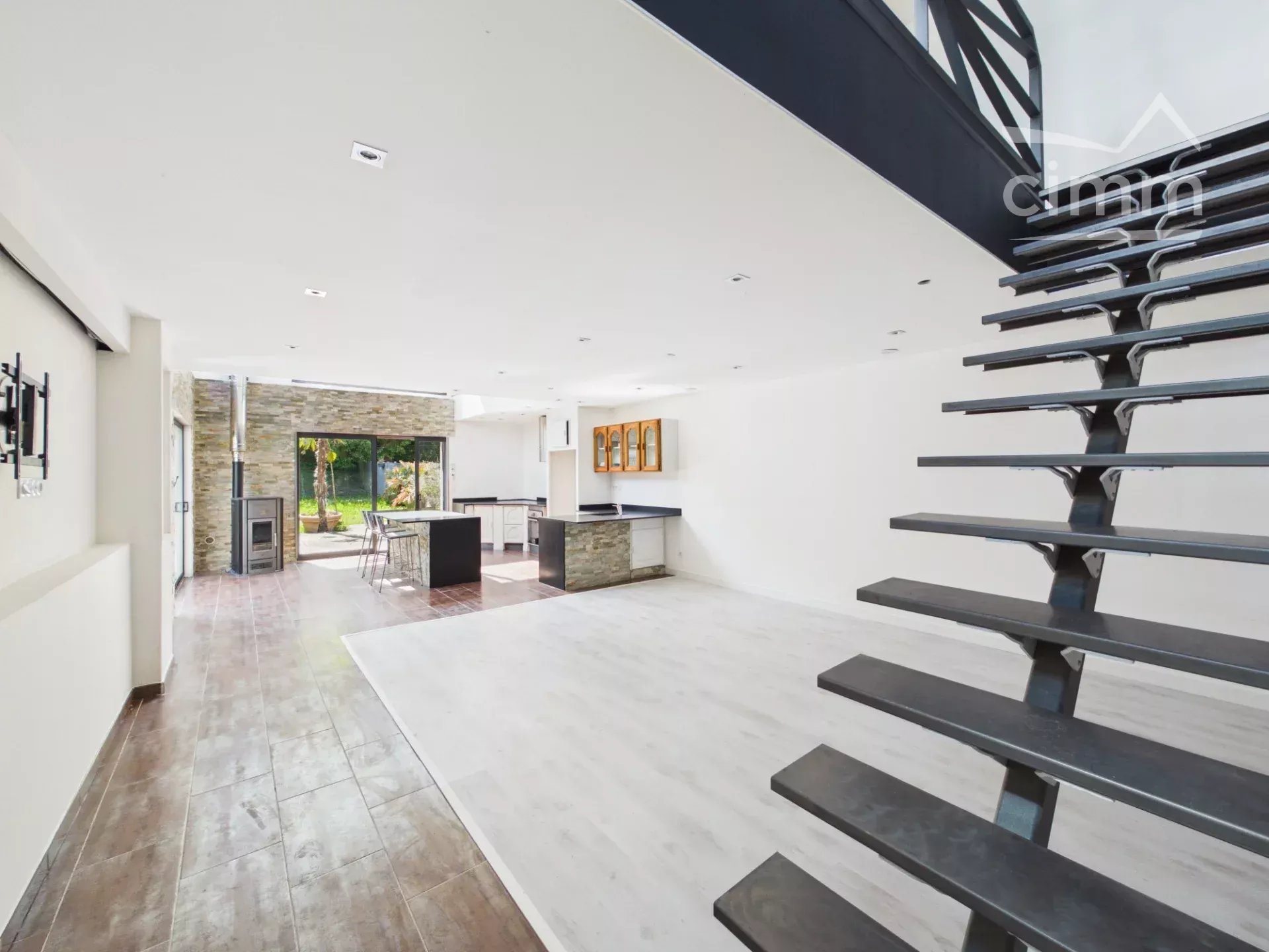 Maison à vendre, 166m², Gières