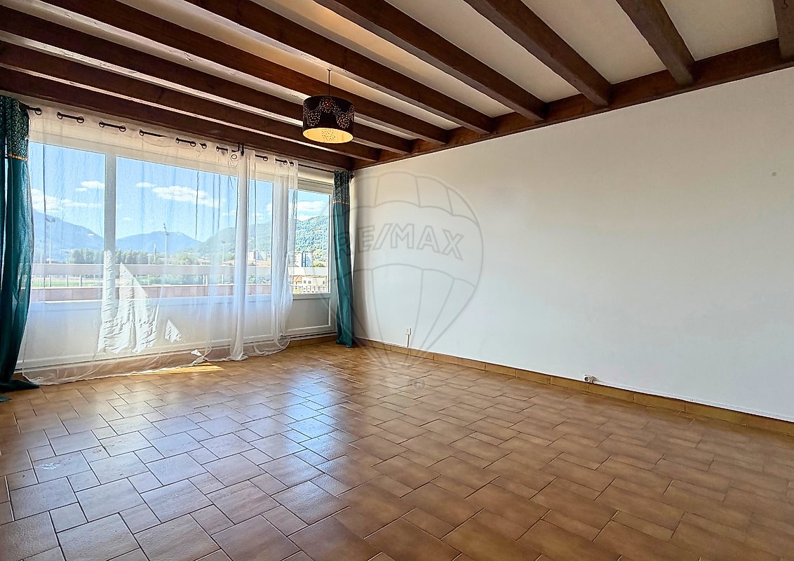 Appartement à vendre, 80m², Cluses