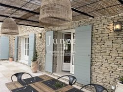 Maison à louer, 180m², Gordes