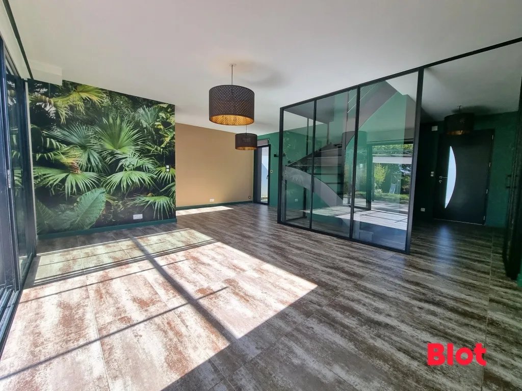 Maison à vendre, 123m², La Mézière