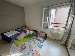 Appartement à louer, 78m², Lussac-les-Châteaux