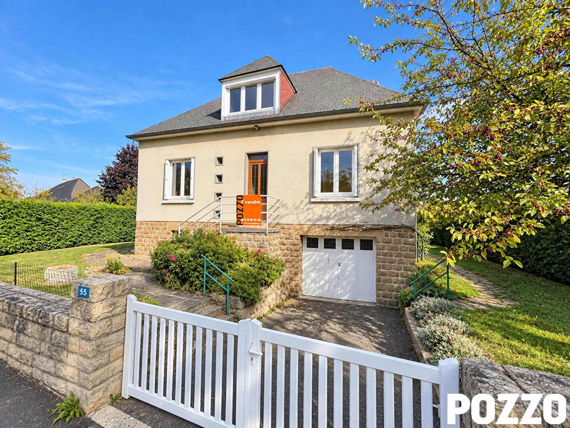 Maison à vendre, 125m², Saint-Hilaire-du-Harcouët