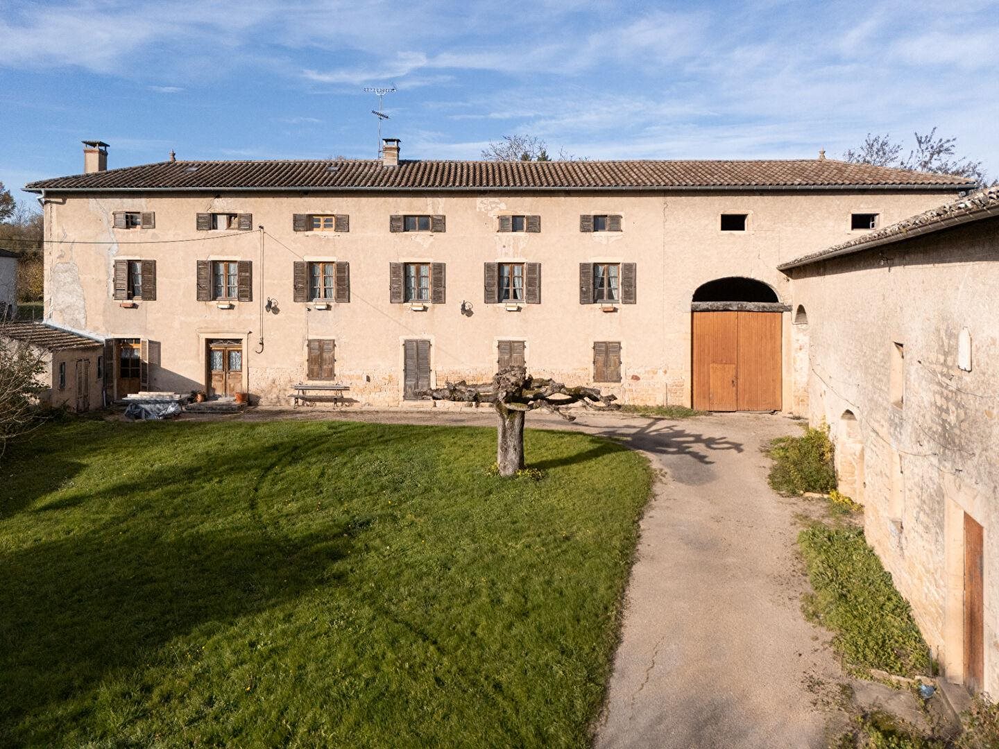 Maison à vendre, 228m², Mâcon