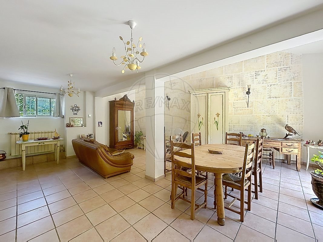 Maison à vendre, 115m², Arles