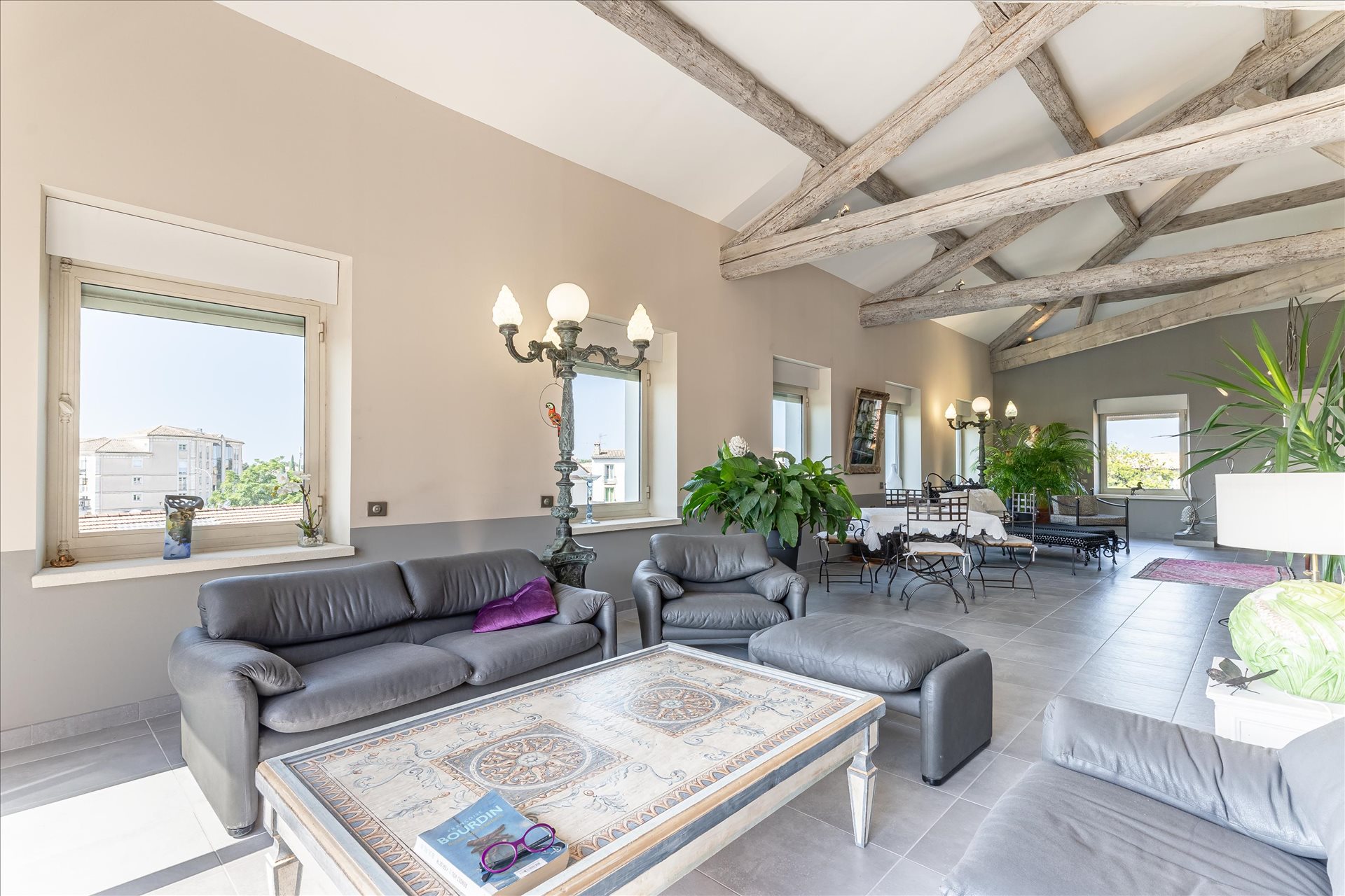 Appartement à vendre, 302m², L'Isle-sur-la-Sorgue