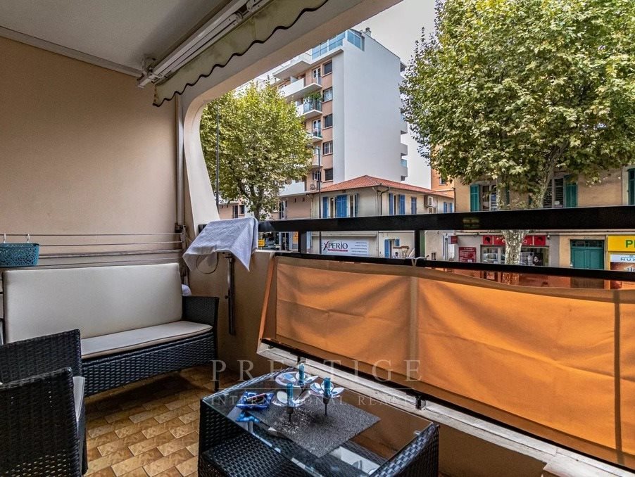 Appartement à louer, 36m², Antibes