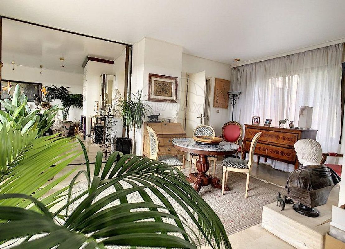Maison à vendre, 300m², Creuzier-le-Vieux