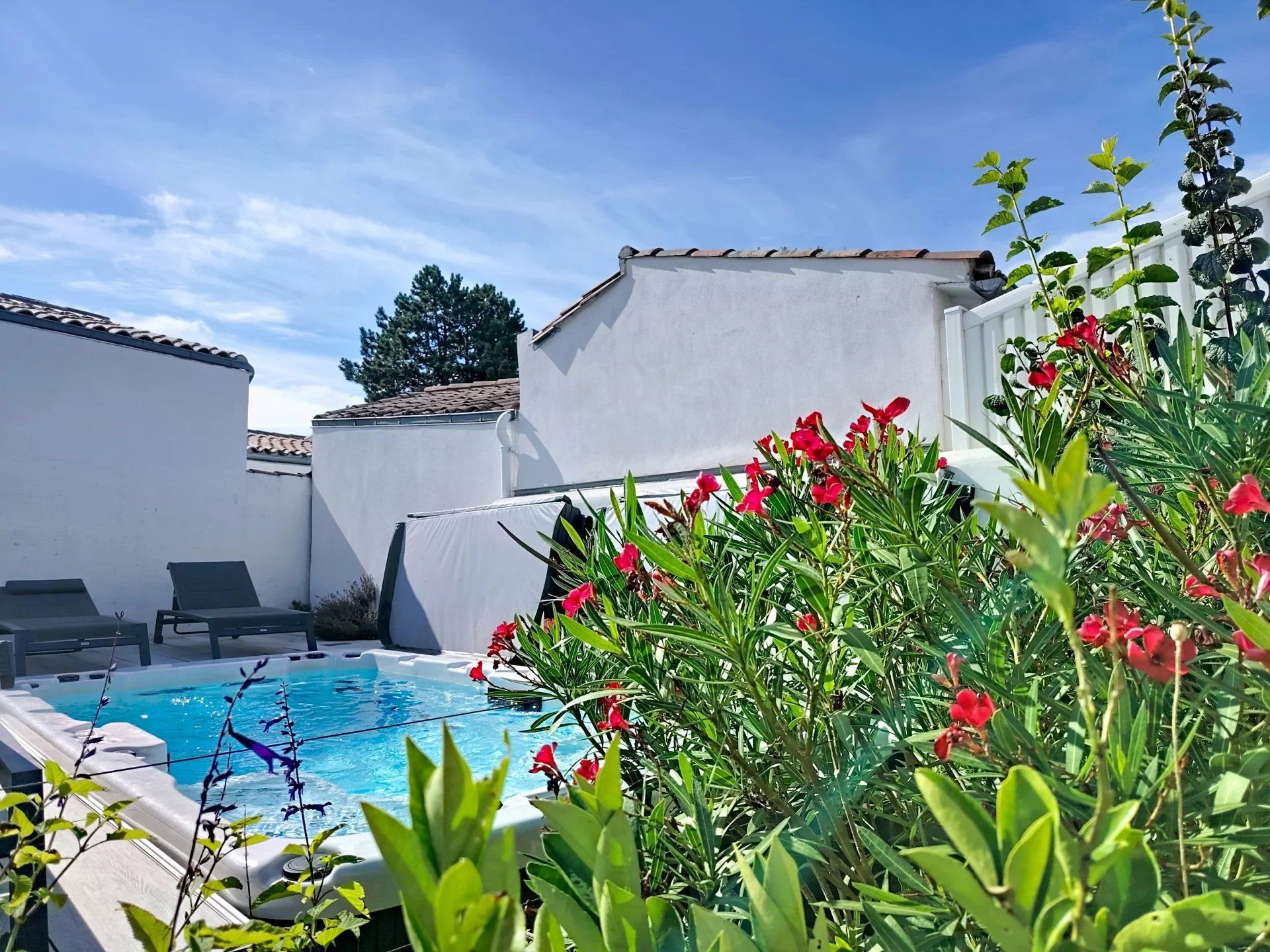 Maison à vendre, 3m², La Flotte