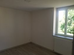 Appartement à louer, 64m², Saint-Genis-les-Ollières