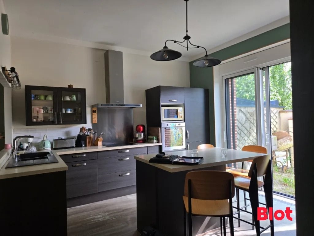 Maison à vendre, 237m², Fougères