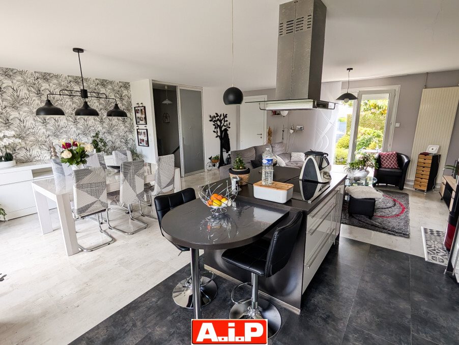 Maison à vendre, 98m², Cerizay