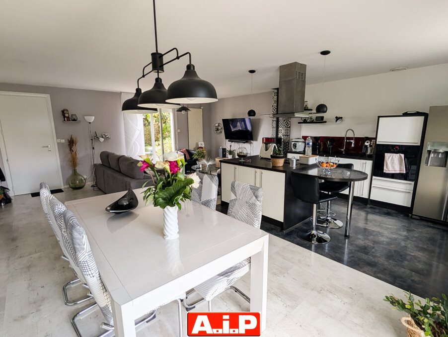 Maison à vendre, 98m², Cerizay