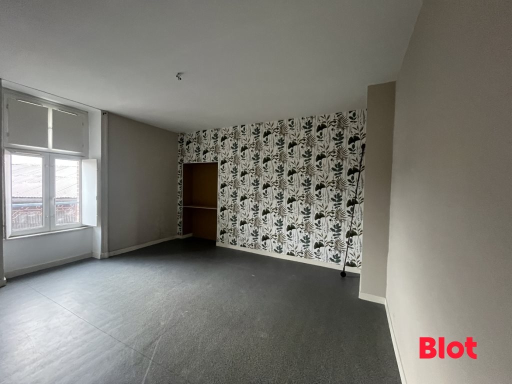 Appartement à louer, 110m², Montfort-sur-Meu