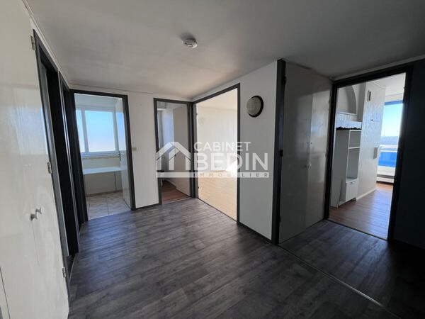 Appartement à louer, 80m², Blanquefort