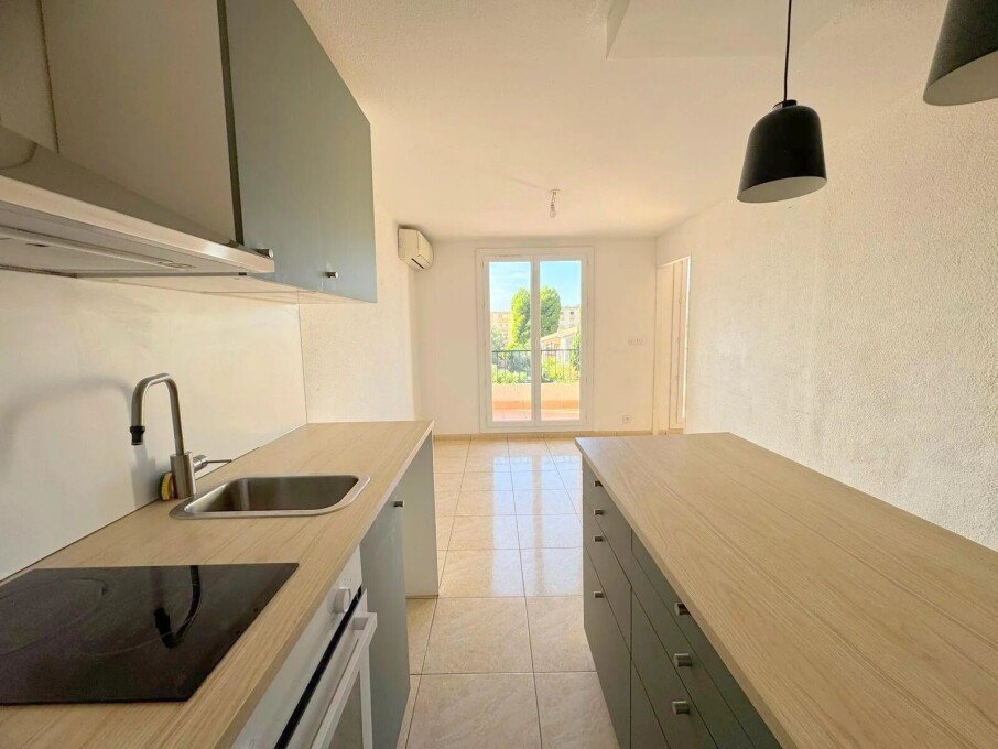 Appartement à louer, 30m², La Seyne-sur-Mer