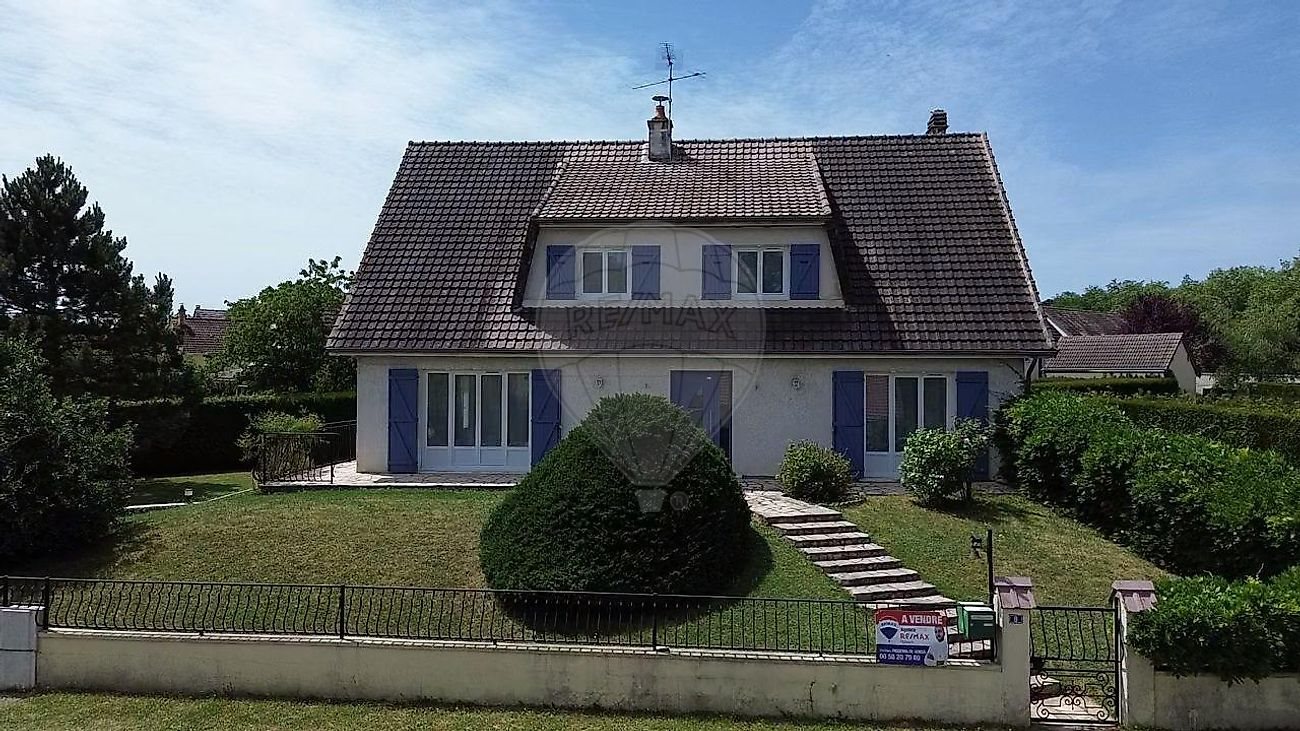 Maison à vendre, 180m², Saint-Fargeau