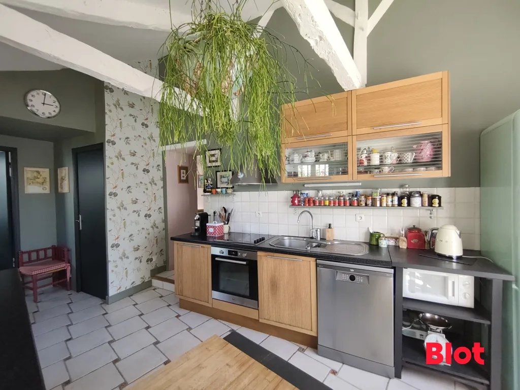 Maison à vendre, 129m², Montreuil-le-Gast