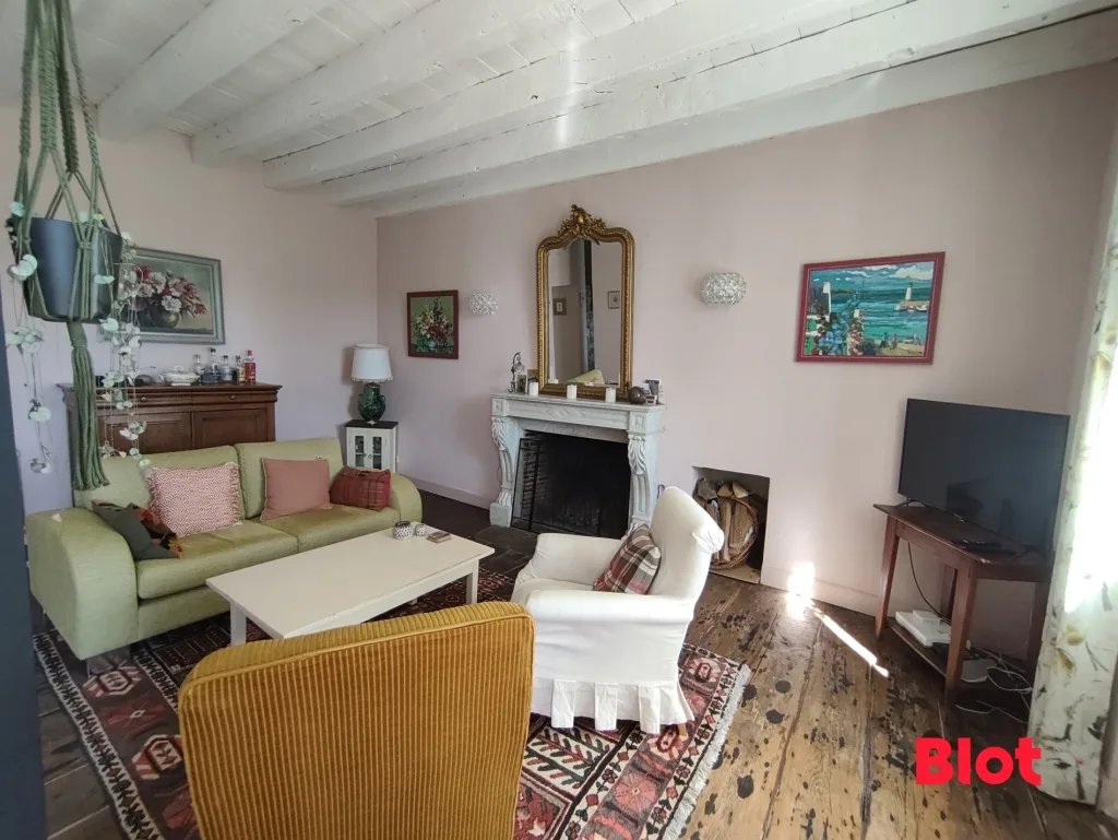 Maison à vendre, 129m², Montreuil-le-Gast