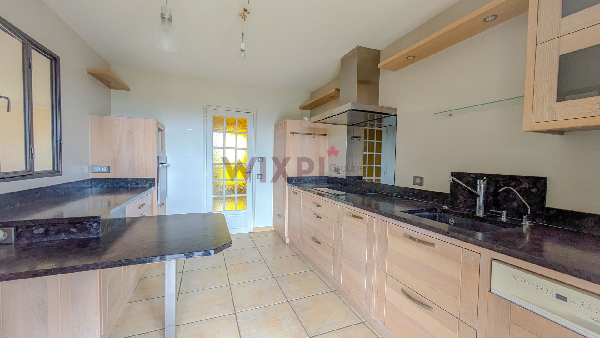 Maison à vendre, NaNm², Mours-Saint-Eusèbe