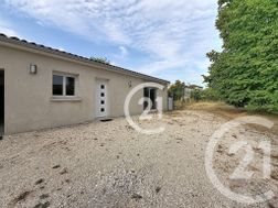Maison à louer, 107m², Chassors