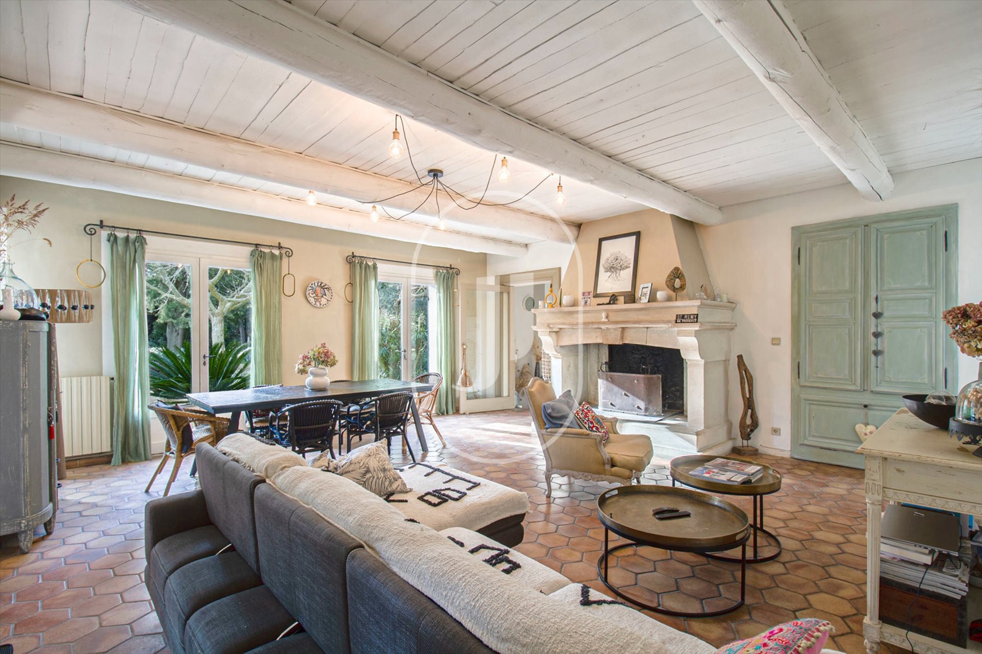 Maison à vendre, 4m², Saint-Rémy-de-Provence
