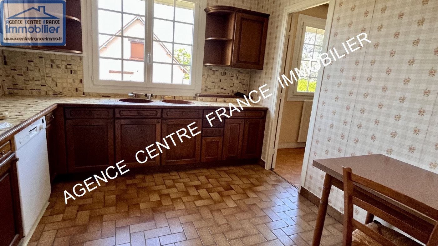 Maison à vendre, 126m², La Chapelle-Saint-Ursin