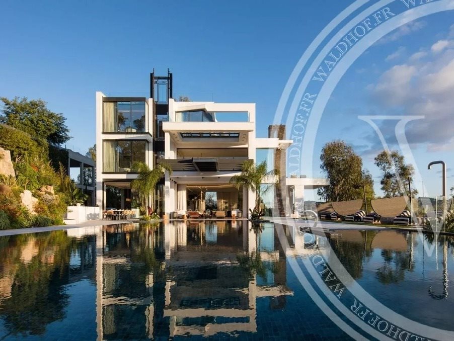 Maison à louer, 1100m², Cannes