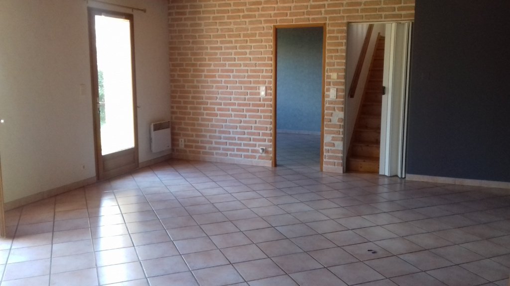 Maison à louer, 93m², Bram