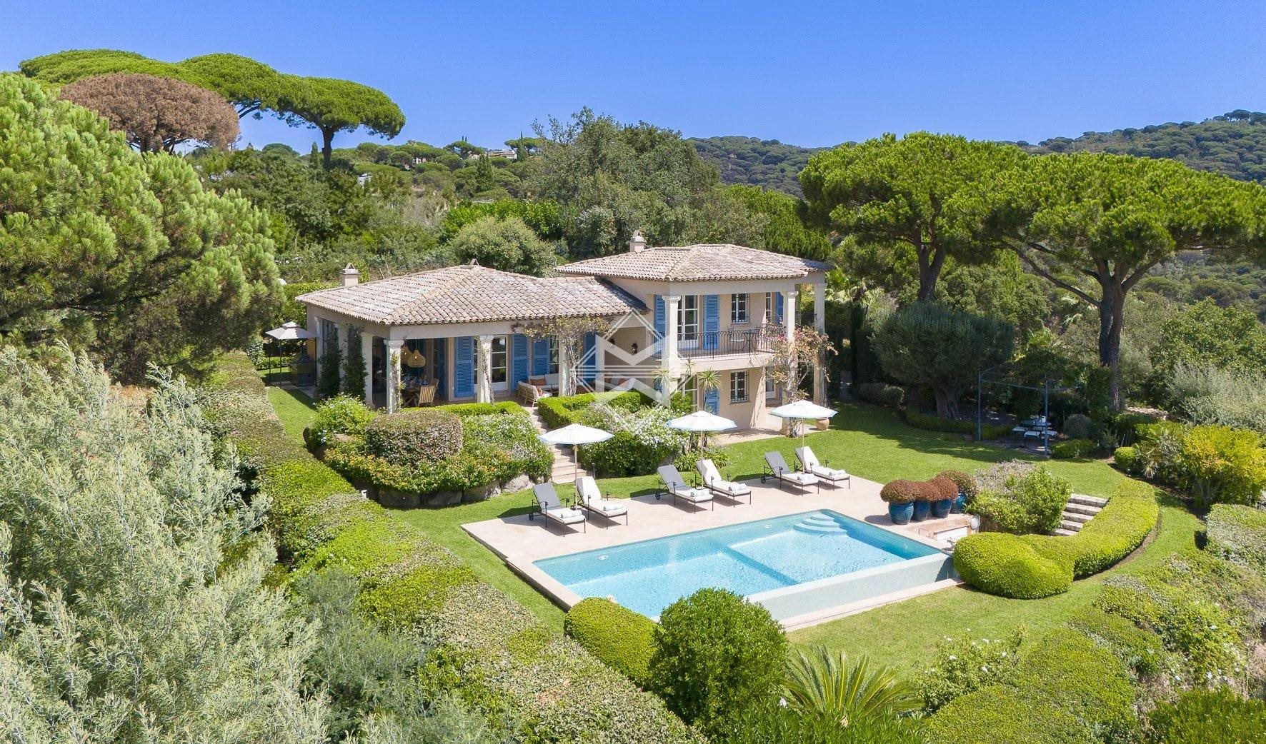 Maison à louer, 220m², La Croix-Valmer