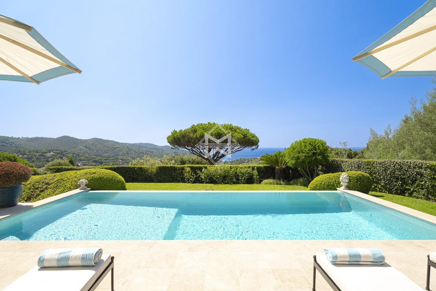 Maison à louer, 220m², La Croix-Valmer