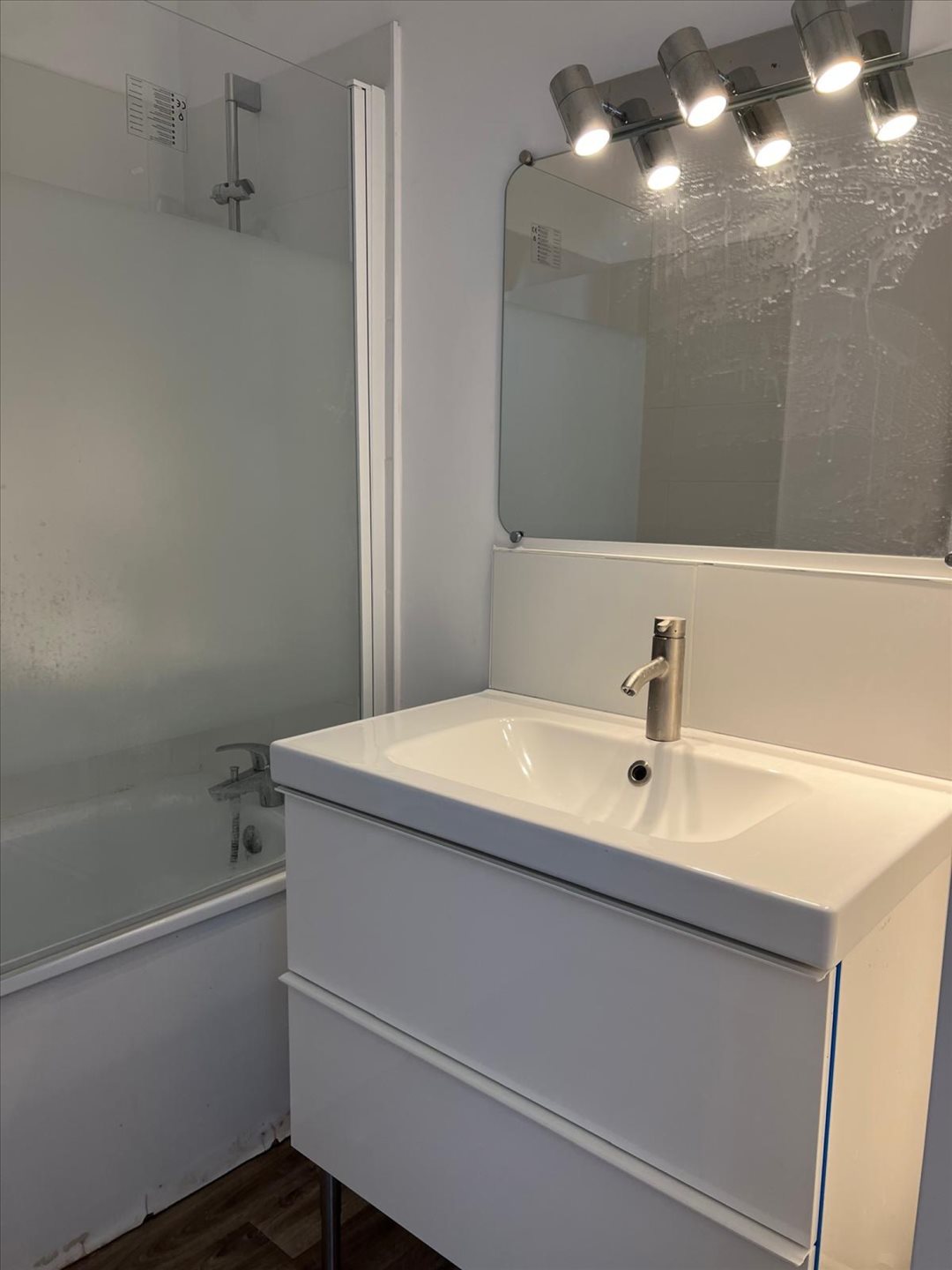 Appartement à louer, 3m², Croissy-sur-Seine