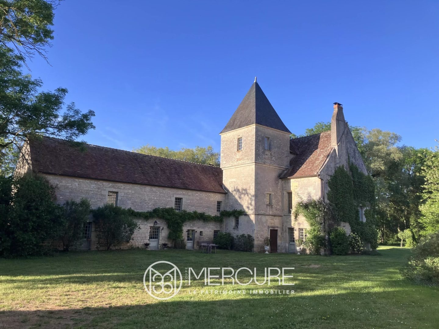 Maison à vendre, 360m², Saint-Père