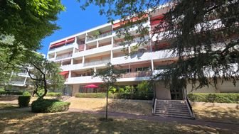 Appartement à louer, 111m², Garches