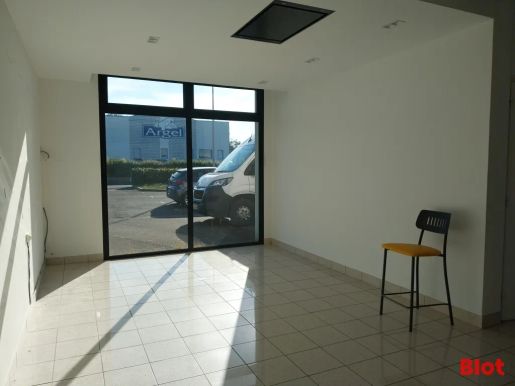 Advert pic 0