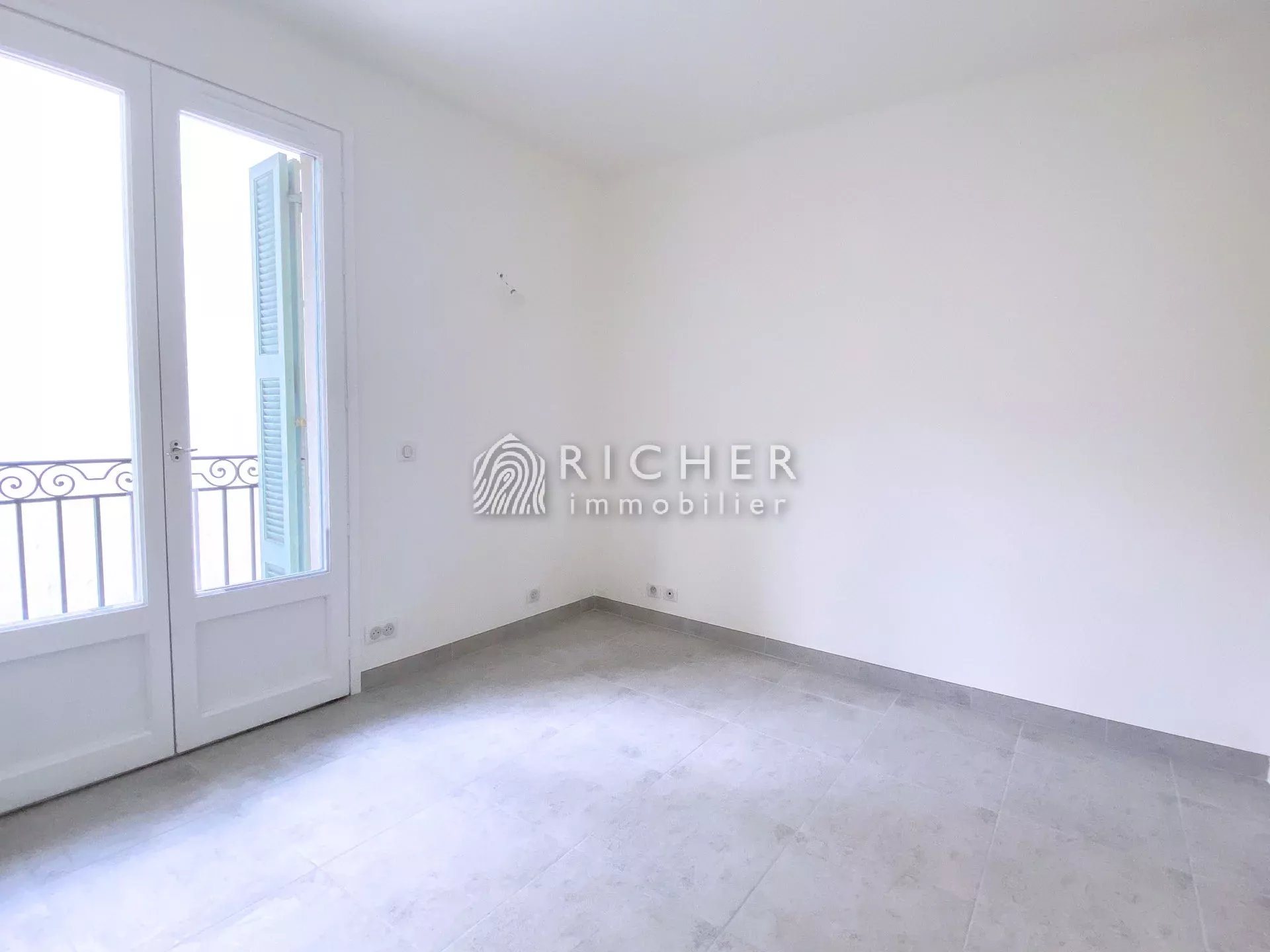 Appartement à louer, 64m², Nice