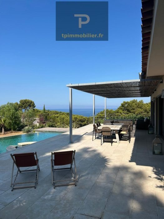 Maison à vendre, 210m², Saint-Cyr-sur-Mer