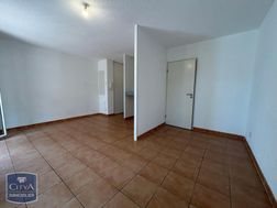 Appartement à louer, 29m², Vedène