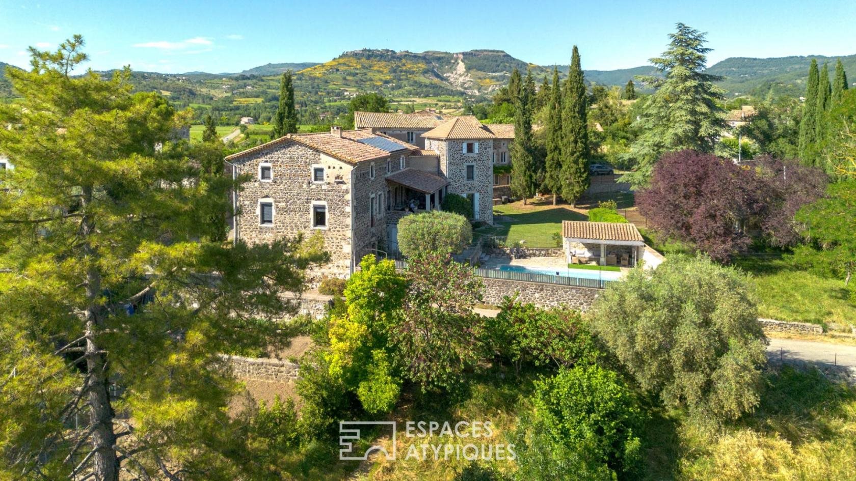 Maison à vendre, 307m², Lussas
