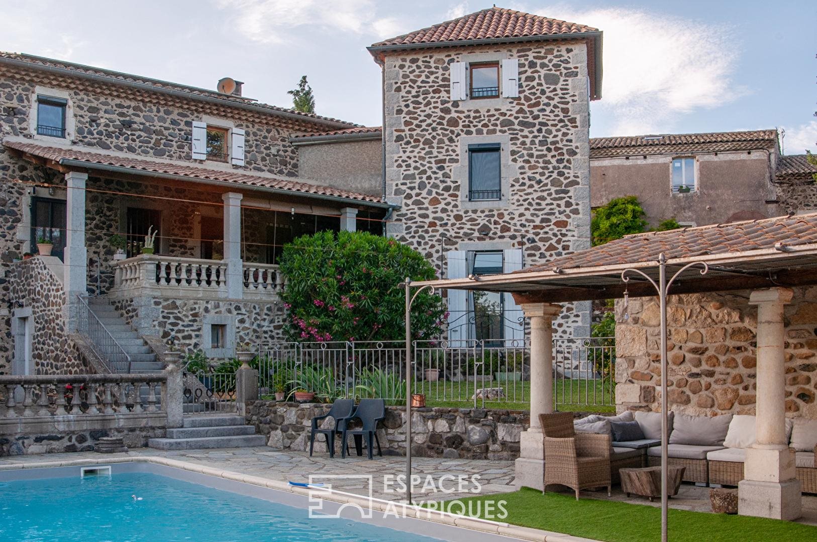 Maison à vendre, 307m², Lussas